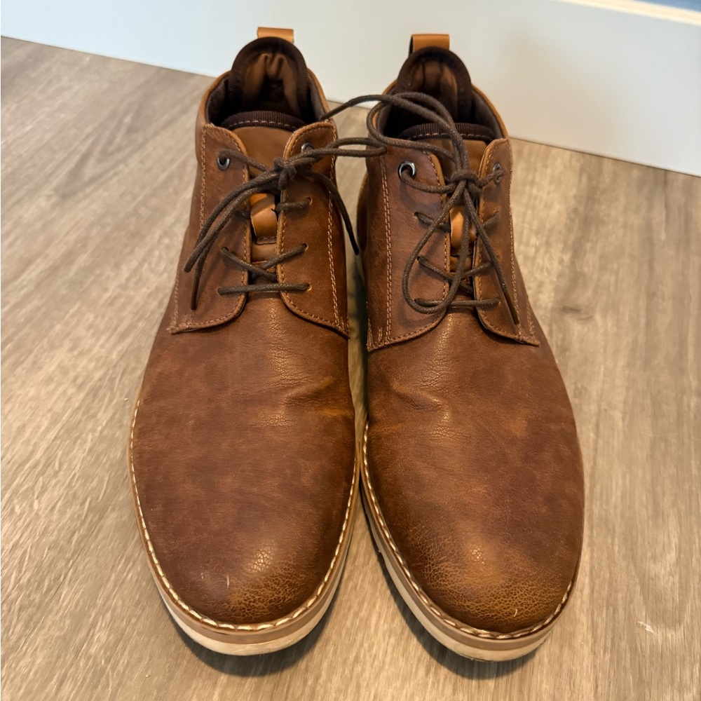 Steve Madden Brown Leather Chukka Boots